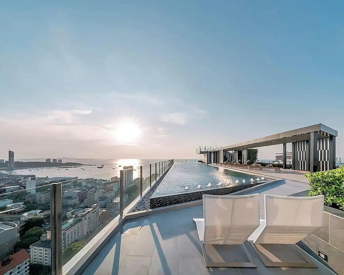 Sea View 2 Bed At Excellent Location Pangsapuri Pattaya